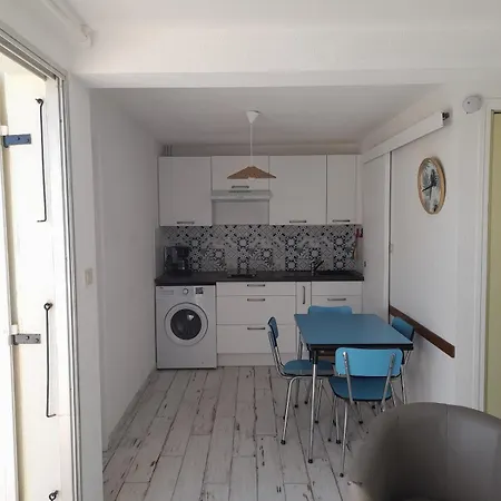 Cosy Et Lumineux A 50 M De La אגדה